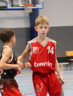 U12AProv_NA2011018_004.JPG